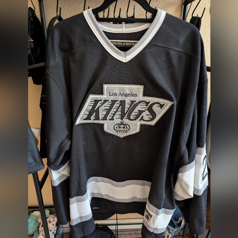 CCM Los Angeles Kings Black and White Jersey Robitaille 20